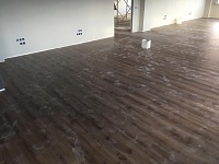 Подготовка основания и укладка кварцвиниловой плитки